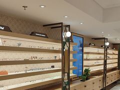 -茂昌眼镜(南京东路店)