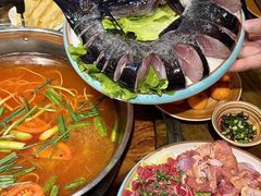 -亮欢寨酸汤鱼(沙冲路店)