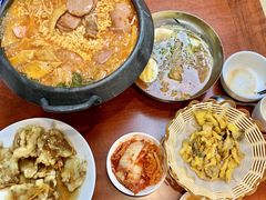 -屋里家延边朝鲜族冷面(南园店)