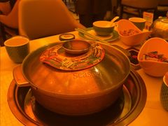 -润园四季椰子鸡火锅(卓越INTOWN店)