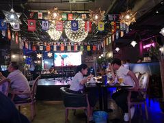 大堂-西街夜油条·麻团包乌饭