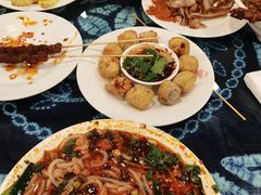 -桥香园云南过桥米线(金马碧鸡店)