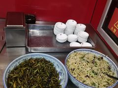 -闫家驴肉老店(华电一校店)