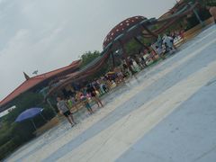 -汤山欢乐水世界