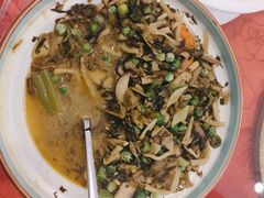 -沪华海鲜大酒楼(南汇店)