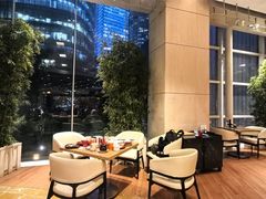 -怡咖啡海鲜自助餐厅(浦东香格里拉店)