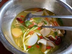 -姚记抚仙湖石锅鱼庄