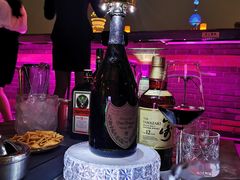 -外滩8号 whisky bar(金延大厦店)