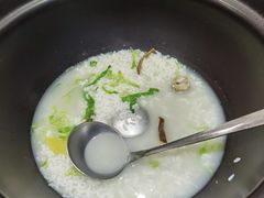 海鲜粥-海大大蒸汽海鲜餐厅·粤菜·特色小炒(欢乐颂店)