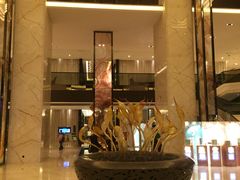 -中山利和希尔顿酒店