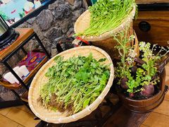-吃饭皇帝大土家民族菜(正大广场店)