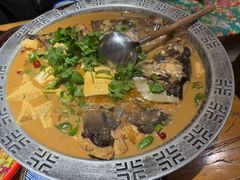招牌鱼头炖豆腐粉条-關東雪东北菜(中庚漫游城店)