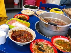 -马路边边麻辣烫联盟路店