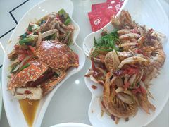 -覃记海鲜美食餐厅