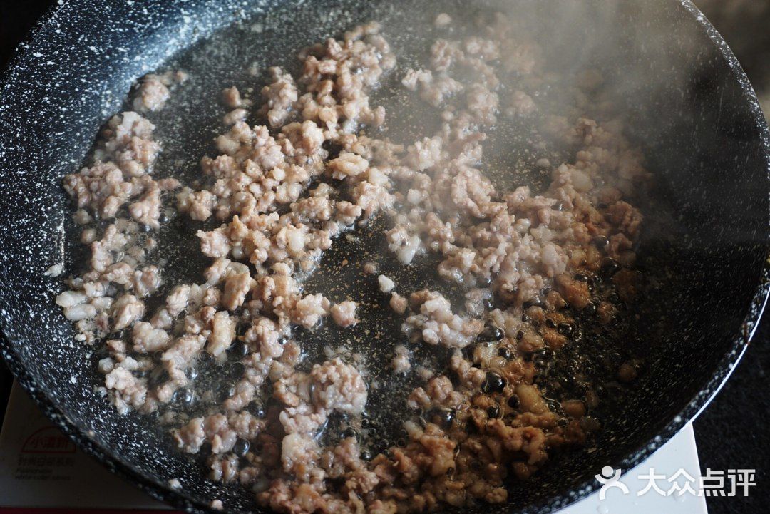 超级简单的干煸四季豆来了，好吃又方便