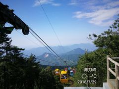 -罗田薄刀峰风景区