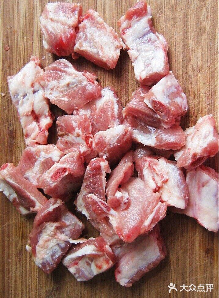 好吃的胡萝卜红烧排骨，胡萝卜入口即化哦