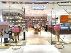 -VENCHI 闻绮(北京国贸商城店)