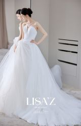 -Renee芮亦婚纱(原丽莎)