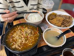 -津津飯堂