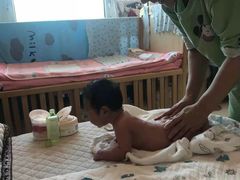 -爱月宝月嫂·育儿嫂(哈尔滨总店)