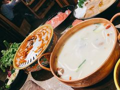 -三人行骨头王火锅(长寿店)
