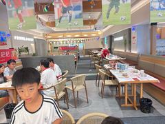 -肥肥虾庄·金牌油焖大虾(汉口城市广场店)