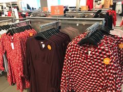 -H&M(鹏欣水游城店)