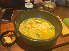 -银米·云南传统过桥米线(双廊黑金冠店)