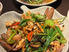 -大头虾越式风味餐厅(光明广场店)