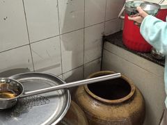 -正宗杨记普洱酸醋米线(总店)