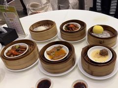 -万龙洲海鲜(大兴绿地缤纷城店)