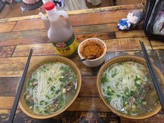 -正宗李家土鸡米线店