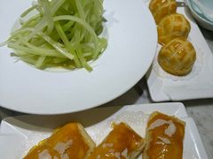 -高第街56号港式餐厅(杆石桥趵突泉店)