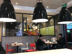 大堂-肯德基(珠峰店)