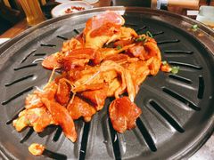 -明洞阿姨·韩式酱蟹烤肉·创意料理(三元桥店)
