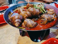-老闵田螺馆·南昌特色小炒(梦时代店)