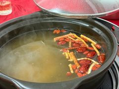 -花苑美食横琴生蚝火锅(拱北粤华路店)