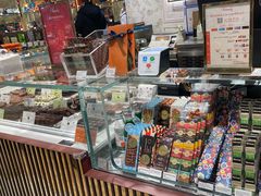 -VENCHI 闻绮(北京国贸商城店)