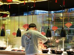 -大中华希尔顿酒店-念自助餐·嗨啤·小龙虾