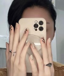 -IDO美甲美睫