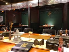 大堂-肉魁屋·烧肉·烧鸟·酒场(高新店)