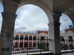 -佛罗伦萨小镇广佛名品奥特莱斯(疏港路店)