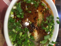 -牛一嘴·兰州牛肉面·大盘鸡(财富中心店)