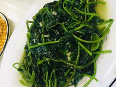 -鑫悦楼煎蟹·16年海鲜大排档