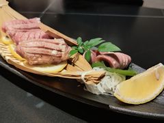 -山川小町·极番烧肉(新地假日广场店)