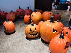 -蓝精灵乐园·世茂精灵之城主题乐园