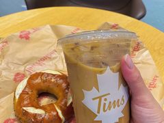 鲜萃奶咖烘焙-Tims天好咖啡·贝果(渝中来福士店)