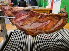 -欢乐牧人蒙古炭烤羊腿(四平路店)