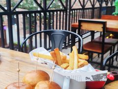 -麦落精酿啤酒餐吧(先农大院店)